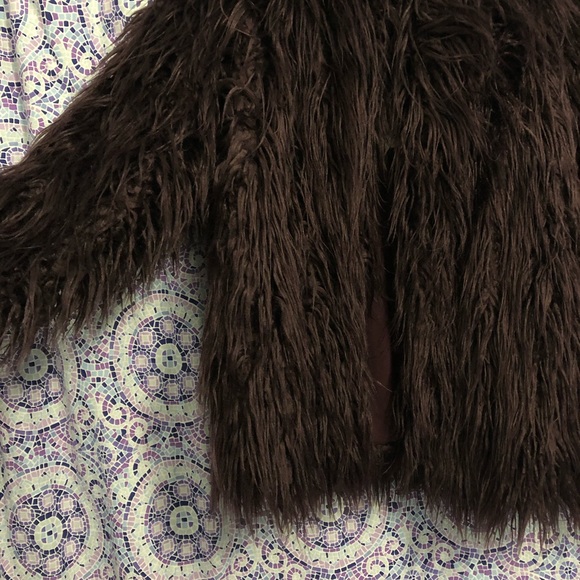 Burgundy faux fur shag jacket from Trouvé - Picture 3 of 5
